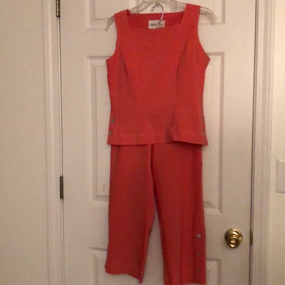Women’s pants set